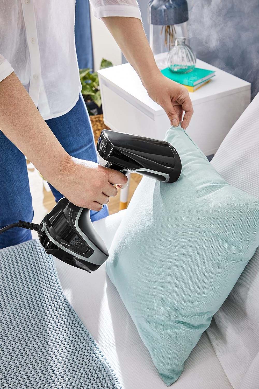 Detalle de Tefal Access Steam Force Dampfbürste DT8250 (Dampfglätter) – 2.000 Watt, 190 ml Wassertank