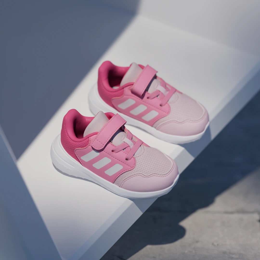 Detalle 2 de Adidas Zapatilla Tensaur Run 3.0 (Bebé) en rosa: guía de compra útil