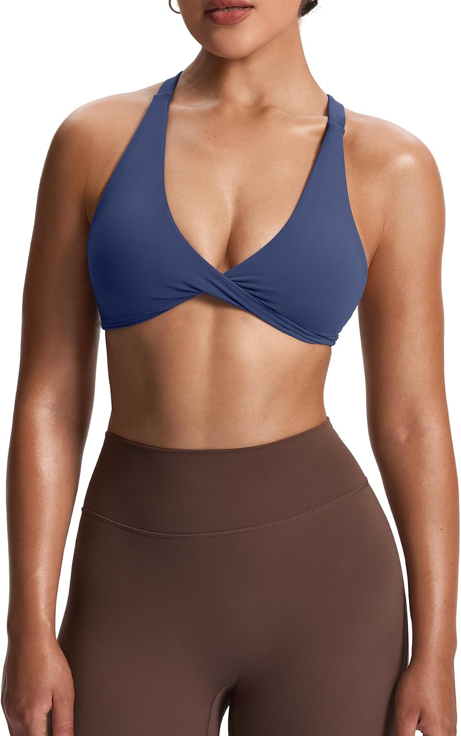 Detalle de Aoxjox B074 Satara Women's Sports Bra with Twist Front and Crossback Straps