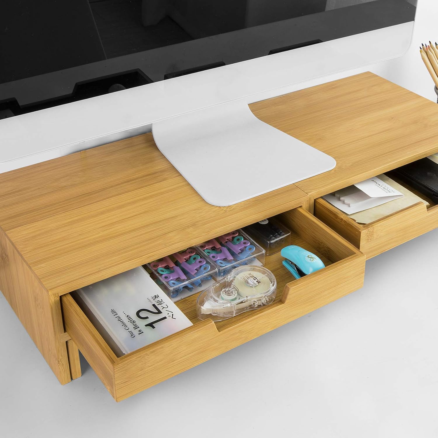 Thumbnail 5 de SoBuy supporto monitor da scrivania BBF04-N in legno massello di bambù per 2 monitor con angoli girevoli e 2 cassetti