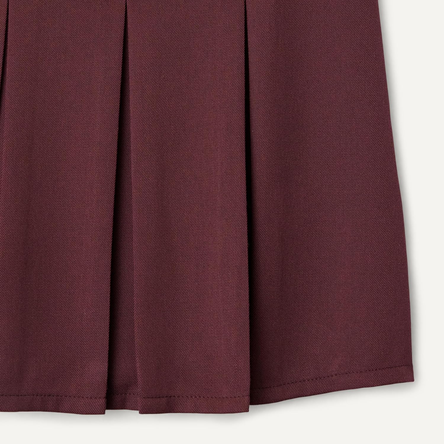 Detalle de Amazon Essentials Girls' Pleated School Uniform Pinafores, Pack of 2