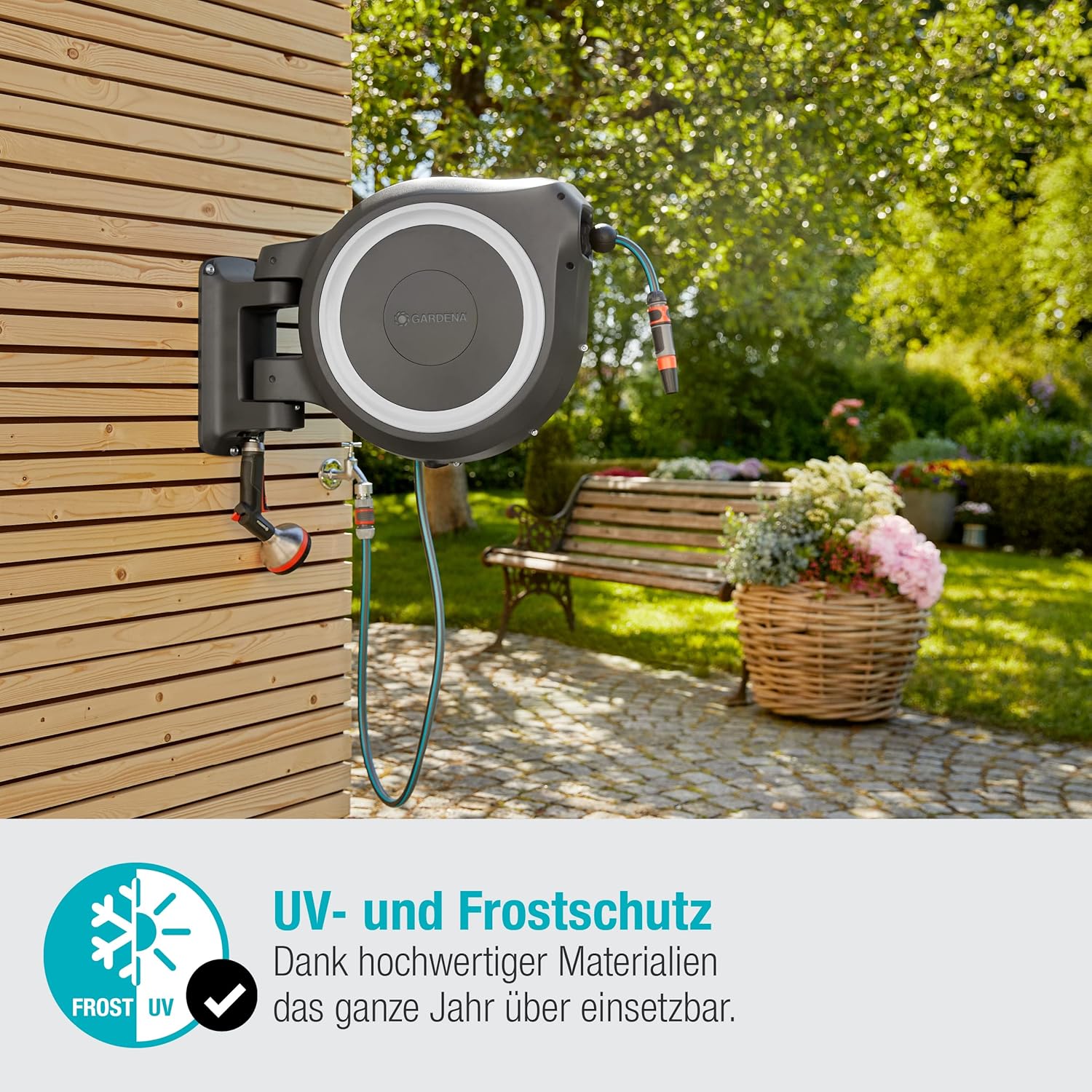 Detalle 2 de Gardena Wand-Schlauchbox Rollup XL (weiß) – Flexible Bewässerung für große Gärten, schwenkbar, inkl. Qualitätsschlauch