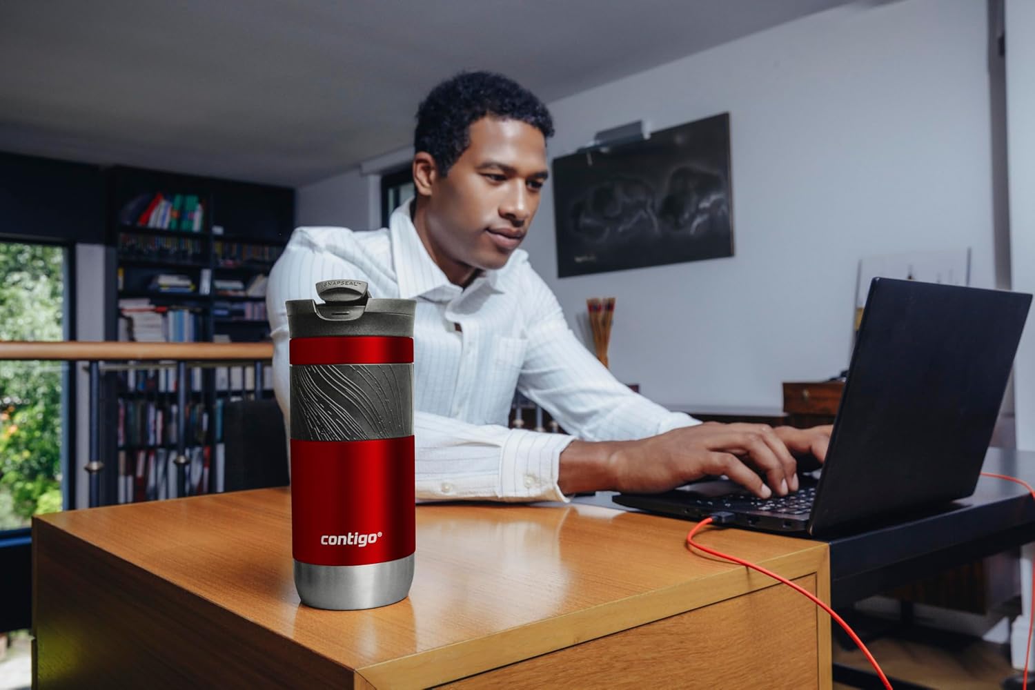 Thumbnail 5 de Contigo Byron Snapseal Thermobecher aus Edelstahl, auslaufsicher mit BPA-freiem Deckel (Rot) – 470 ml