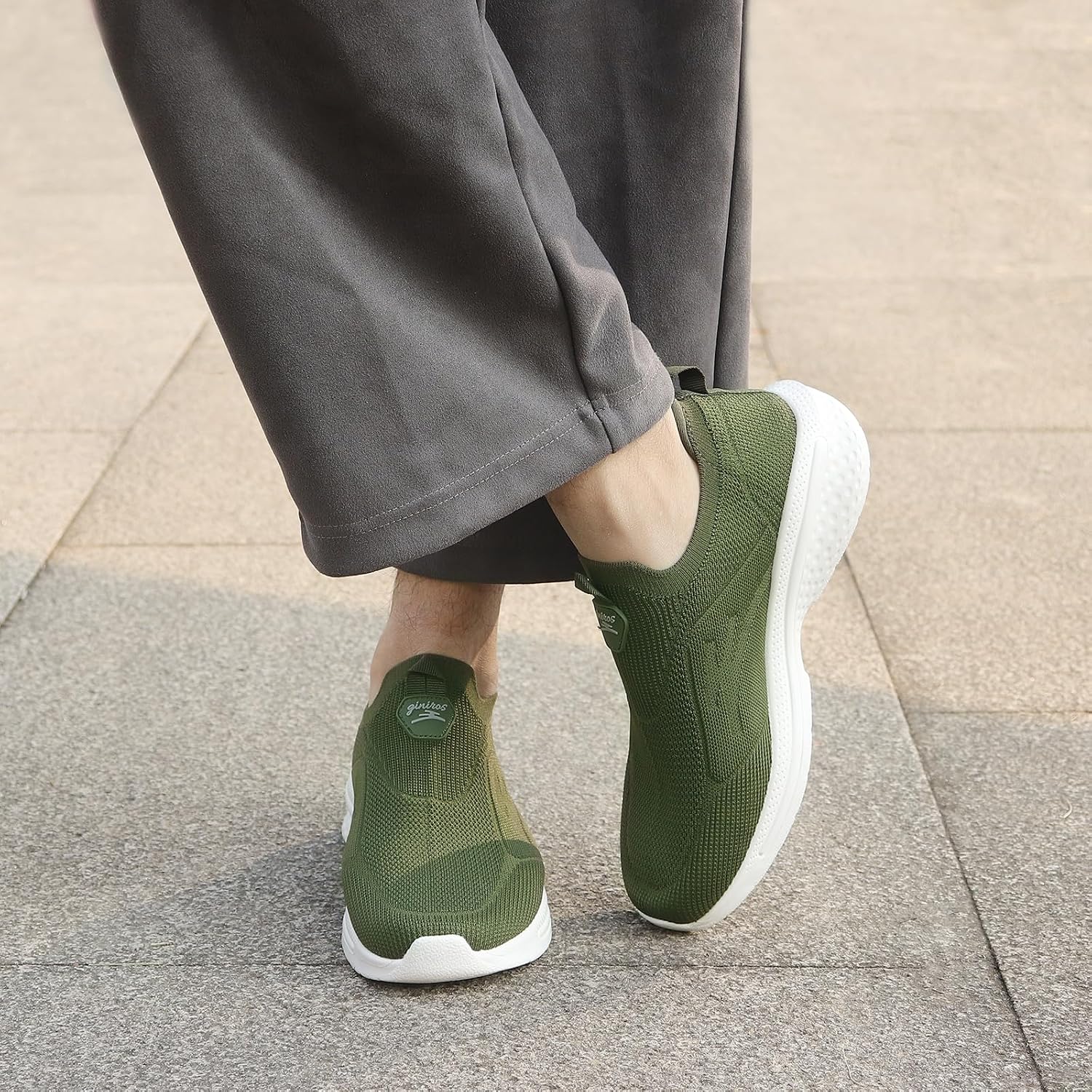 Detalle de Giniros Mens Slip On Trainers: Breathable, Lightweight All-Day Comfort for Walking and Gym
