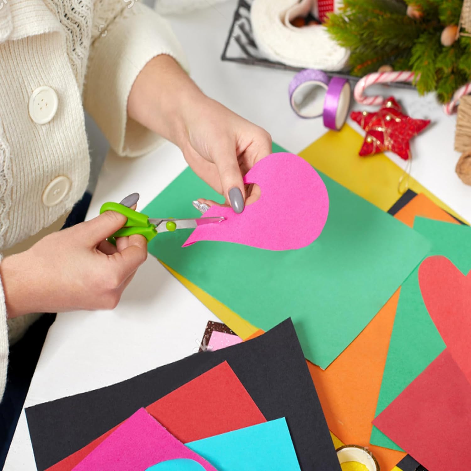 Thumbnail 4 de A4 Coloured Card Pack of 100 Sheets – Assorted Colours, 230gsm Craft Paper