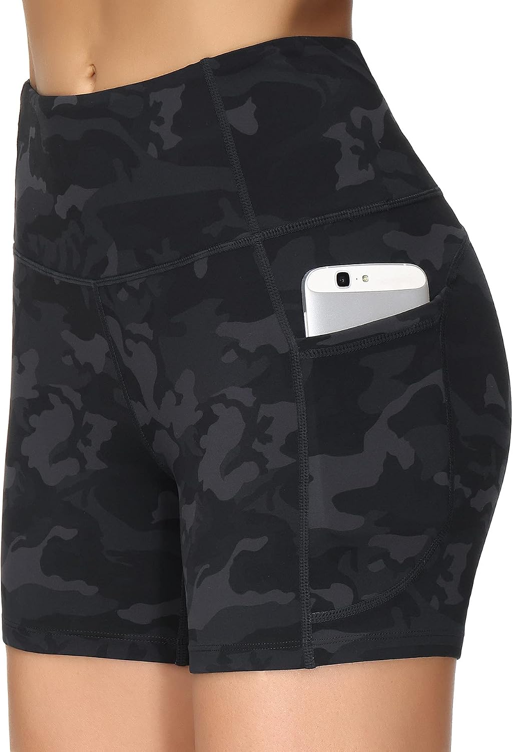 Detalle de THE GYM PEOPLE High Waist Gym Shorts with 2 Deep Pockets and 4-Way Stretch
