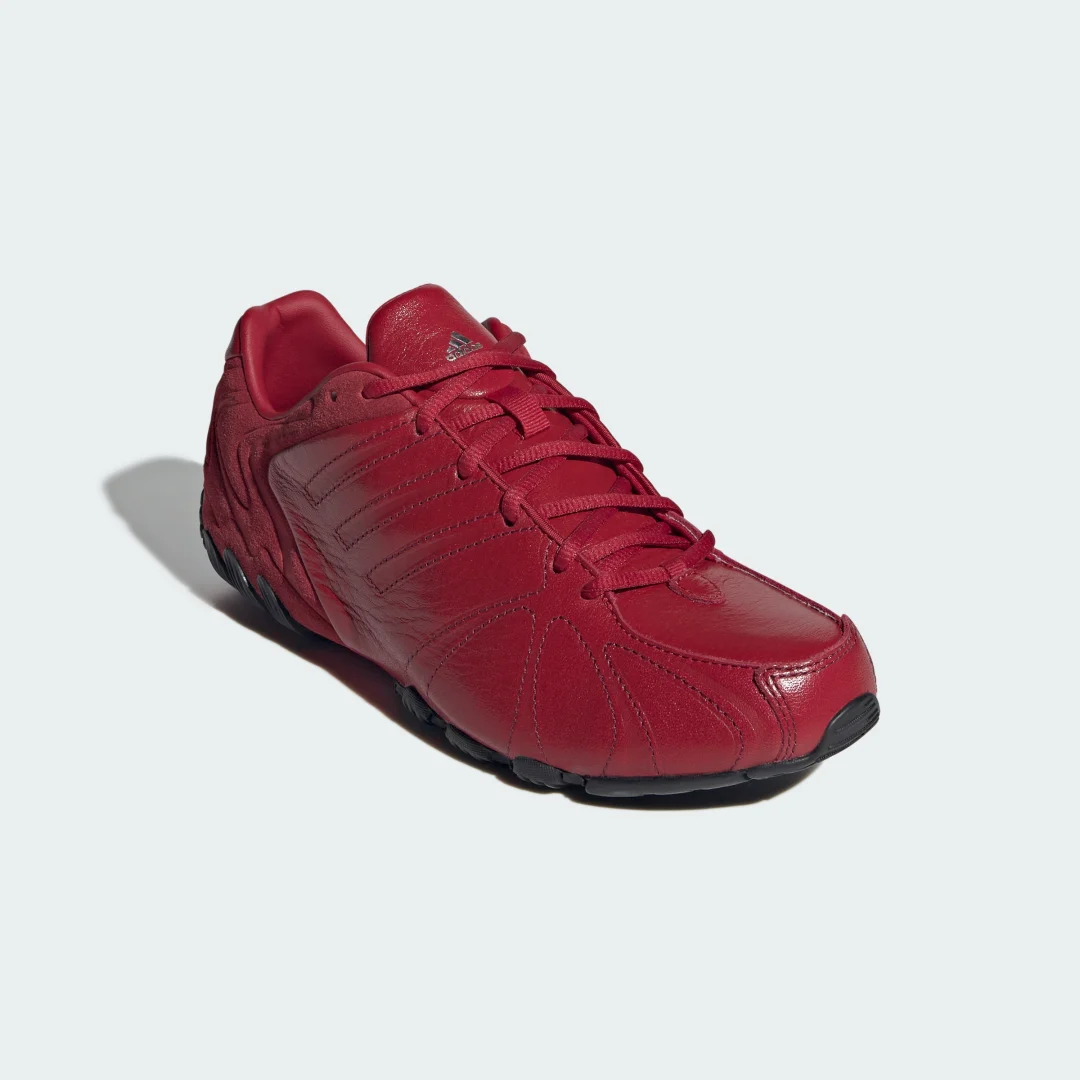 Detalle de Zapatilla Ghost Sprint de Adidas: versatilidad para el día a día en color Burgundy