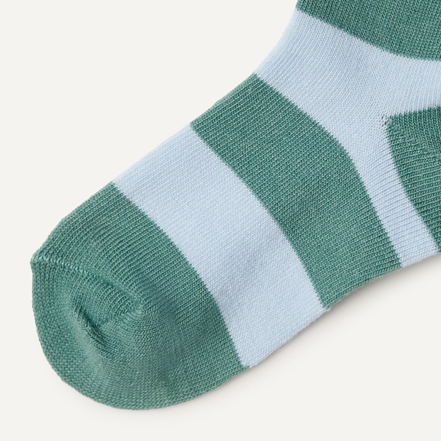 Detalle 2 de Amazon Essentials Patterned Crew Socks