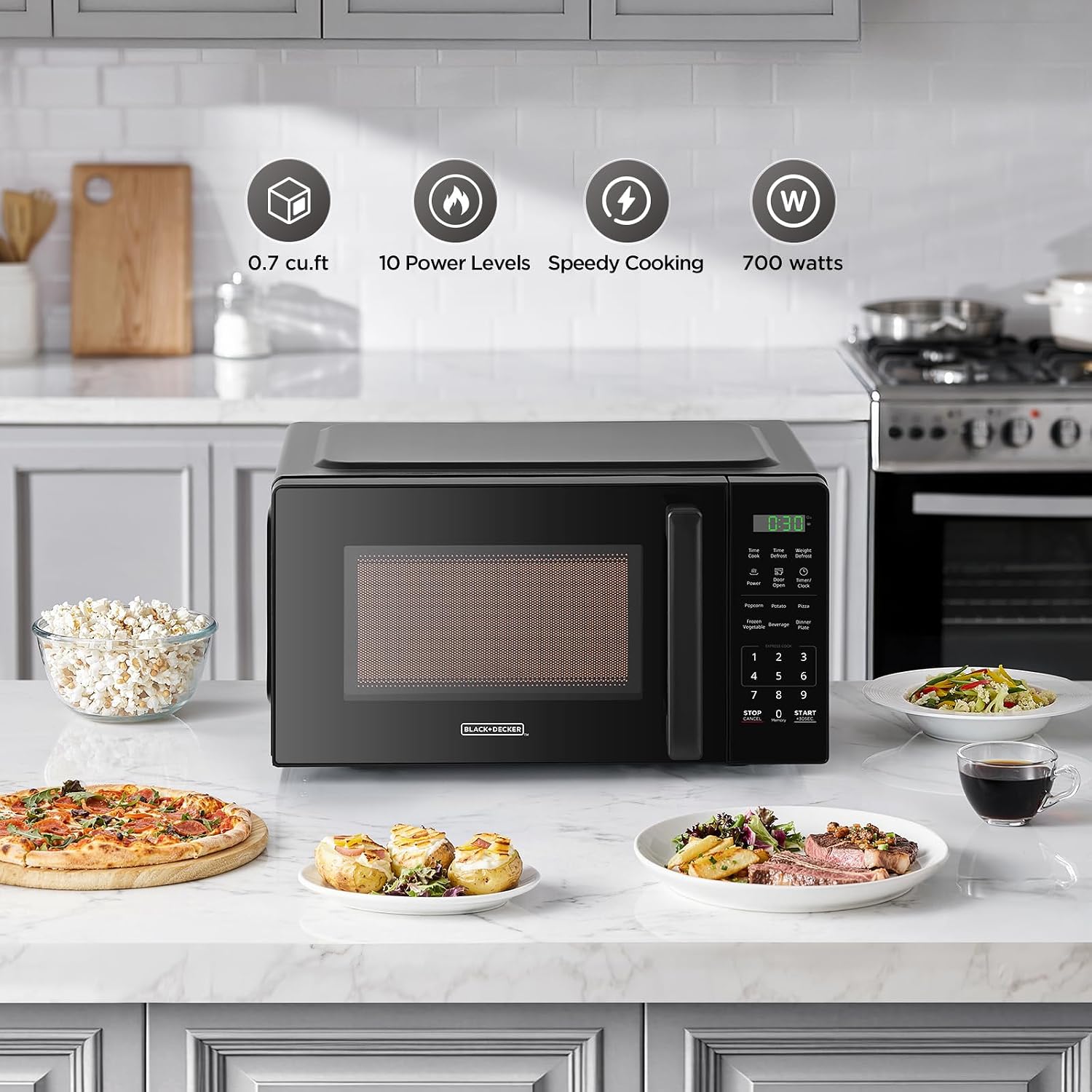 Detalle 2 de BLACK+DECKER EM7P01P7 Countertop Microwave Oven 0.7 Cu Ft, 700W
