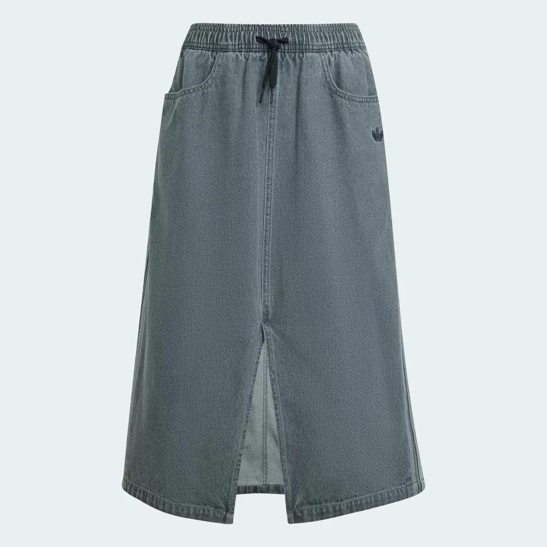 Detalle 2 de Falda vaquera Adidas Gris – Estilo urbano para look casual