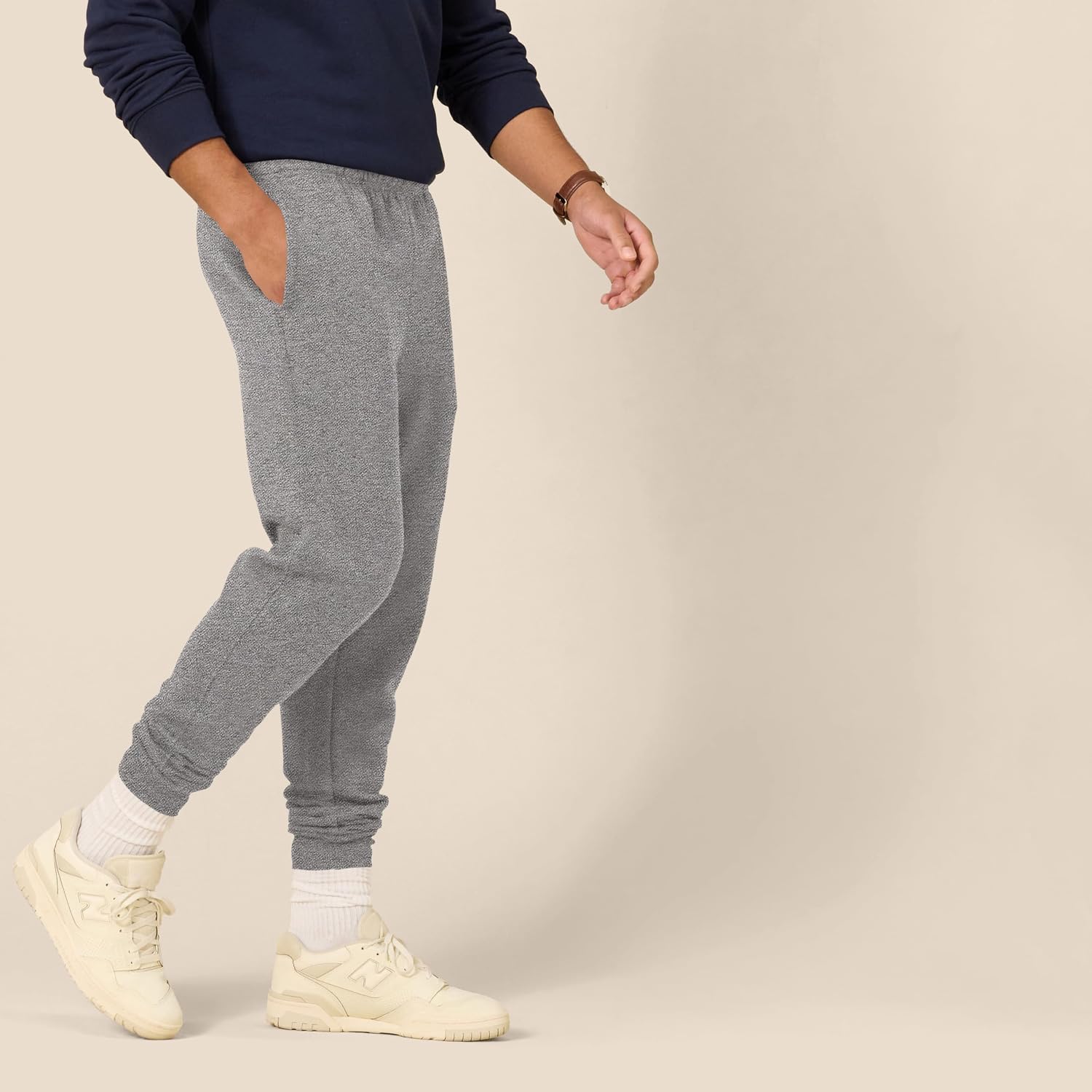 Detalle de Amazon Essentials Men’s Relaxed Fit Fleece Sweatpants