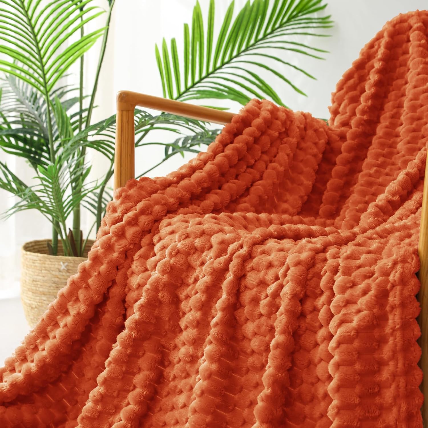 Thumbnail 1 de Exclusivo Plaid Couverture Plaide Polaire 130 x 170 cm – Orange brûlé, douceur et polyvalence pour canapé et lit