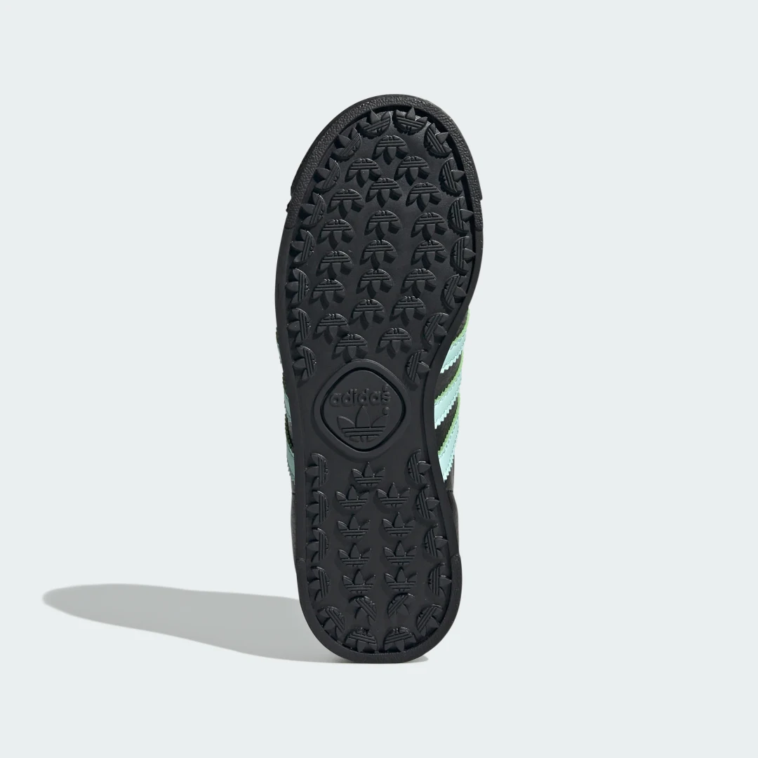 Detalle de Samoa Shoes de Adidas, zapatillas negras