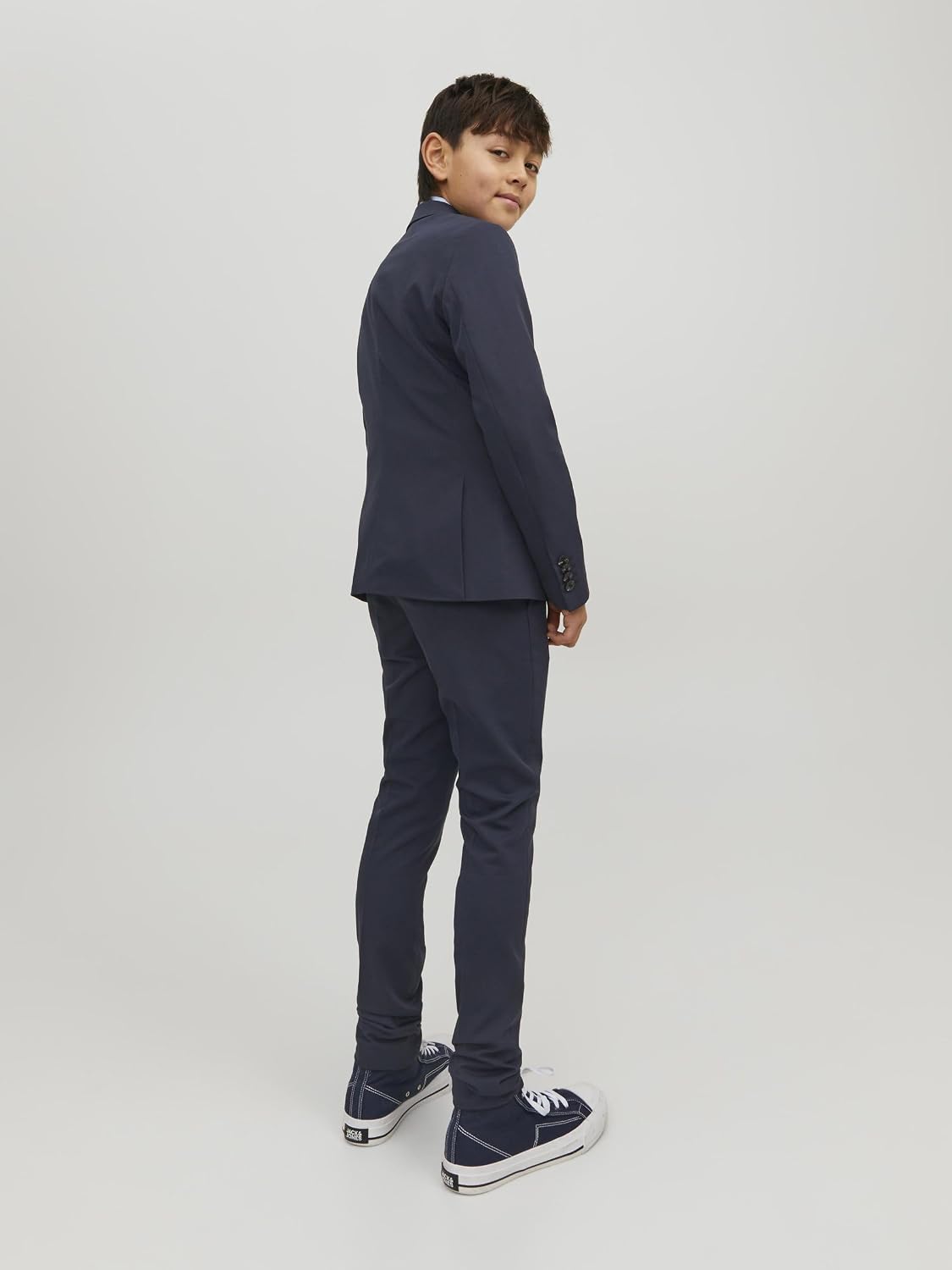 Detalle de JACK & JONES Junior Dress Trousers JPRSOLAR Tailored Trousers Junior – pantaloni eleganti per ragazzi