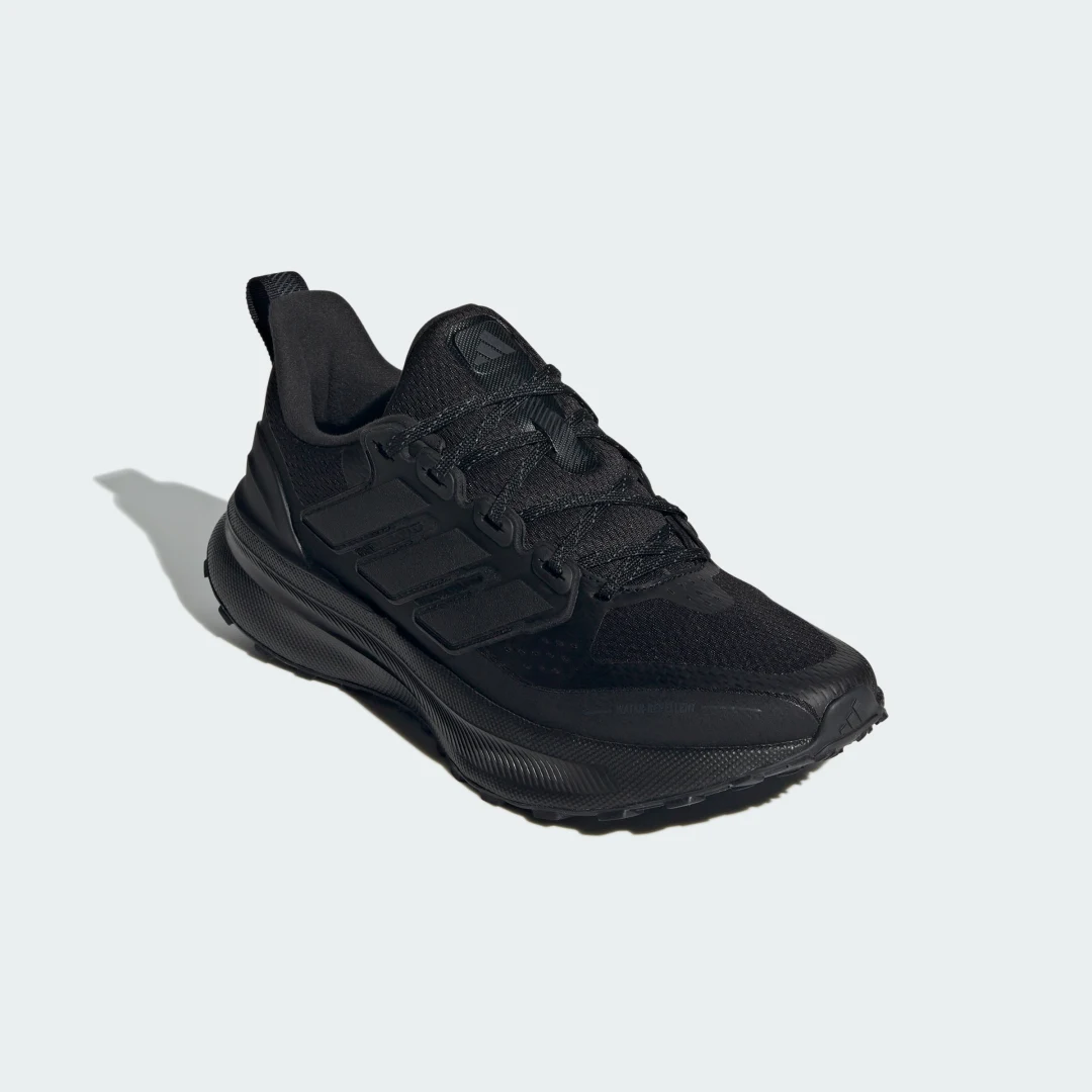 Detalle 2 de Zapatilla Ultrarun 5 TR Running de Adidas en negro