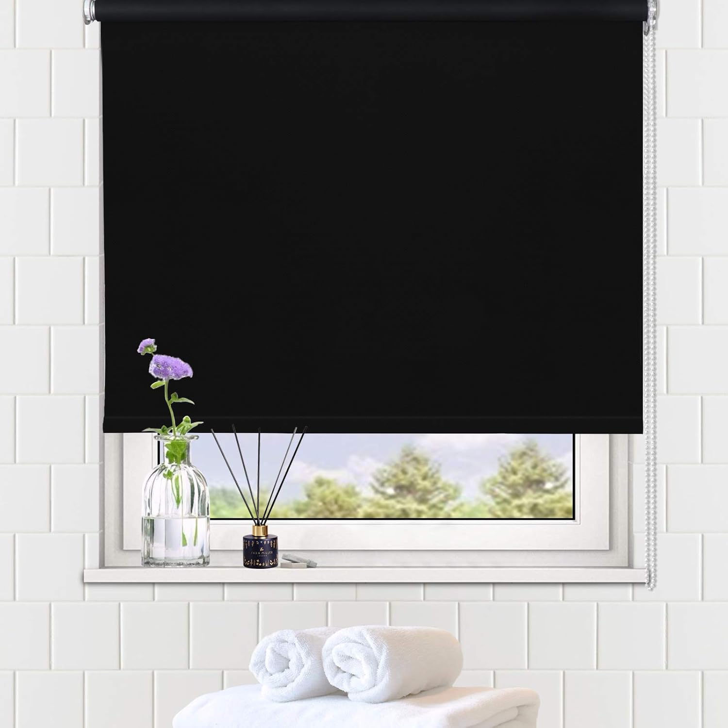 Detalle de LUCKUP 71 x 183 cm blackout roller blind