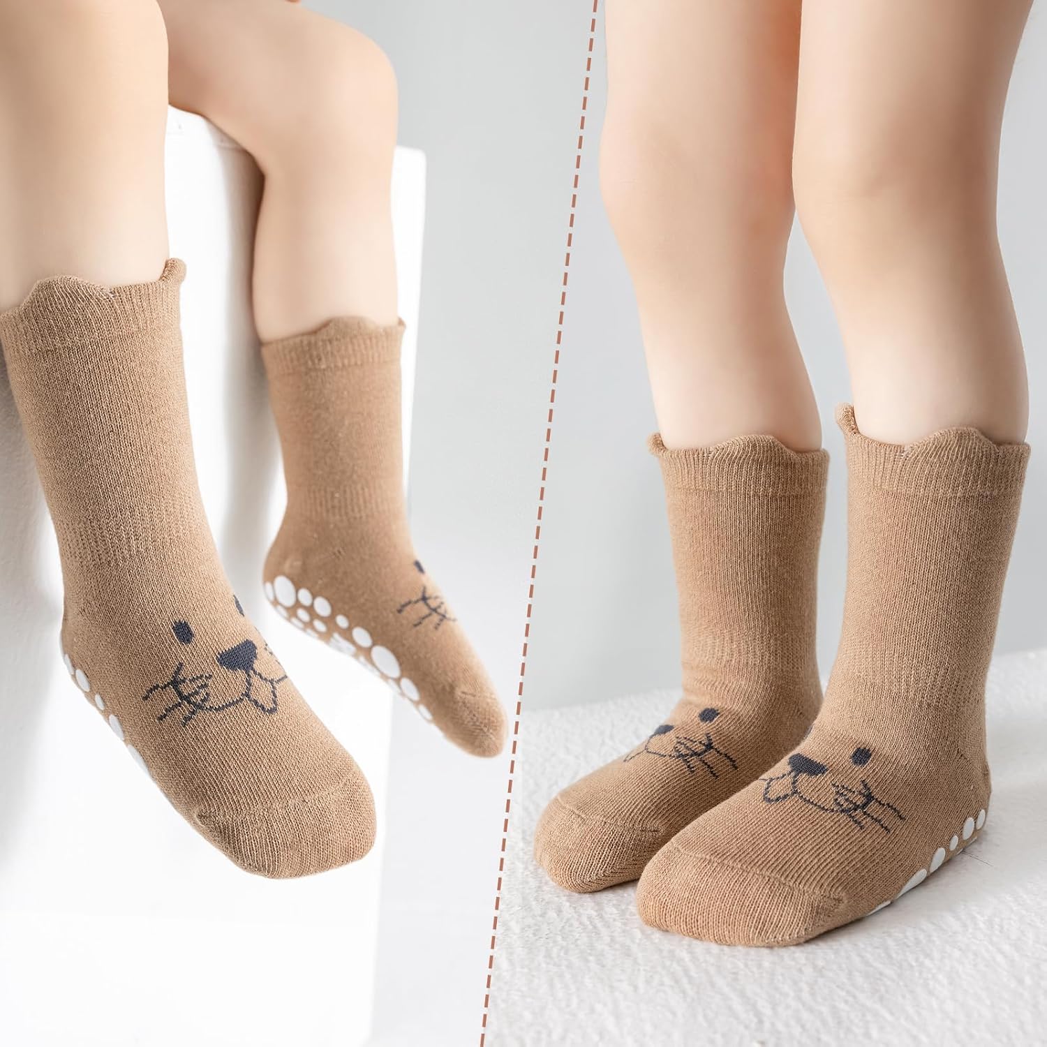 Detalle 2 de SockWaddles Stoppersocken Kinder Baby – 5 Paar Antirutsch-Socken aus Baumwolle mit ABS-Griffen