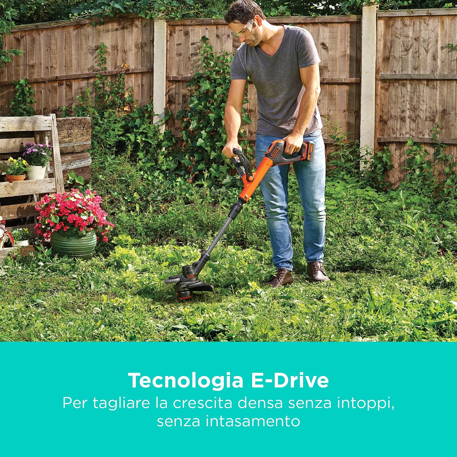 Detalle de BLACK+DECKER POWERCONNECT STC1840EPC-QW: tagliaerba a corda da 30 cm a batteria con tecnologia E-Drive