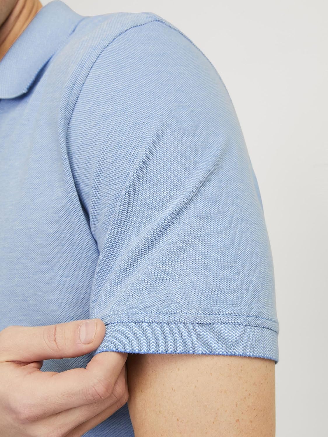 Detalle de JACK & JONES Poloshirt Einfarbig – Polo aus 100% Baumwolle