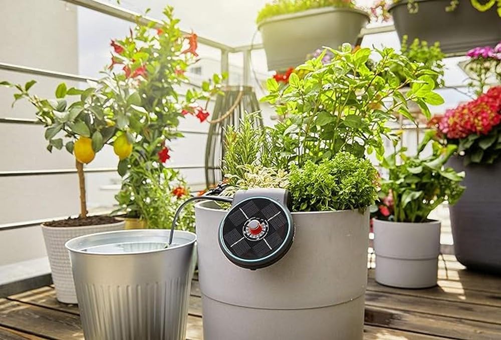 Thumbnail 3 de Ensemble d’arrosage solaire Gardena AquaBloom 13300-20 pour plantes de balcon et en pot (jusqu’à 4 m)