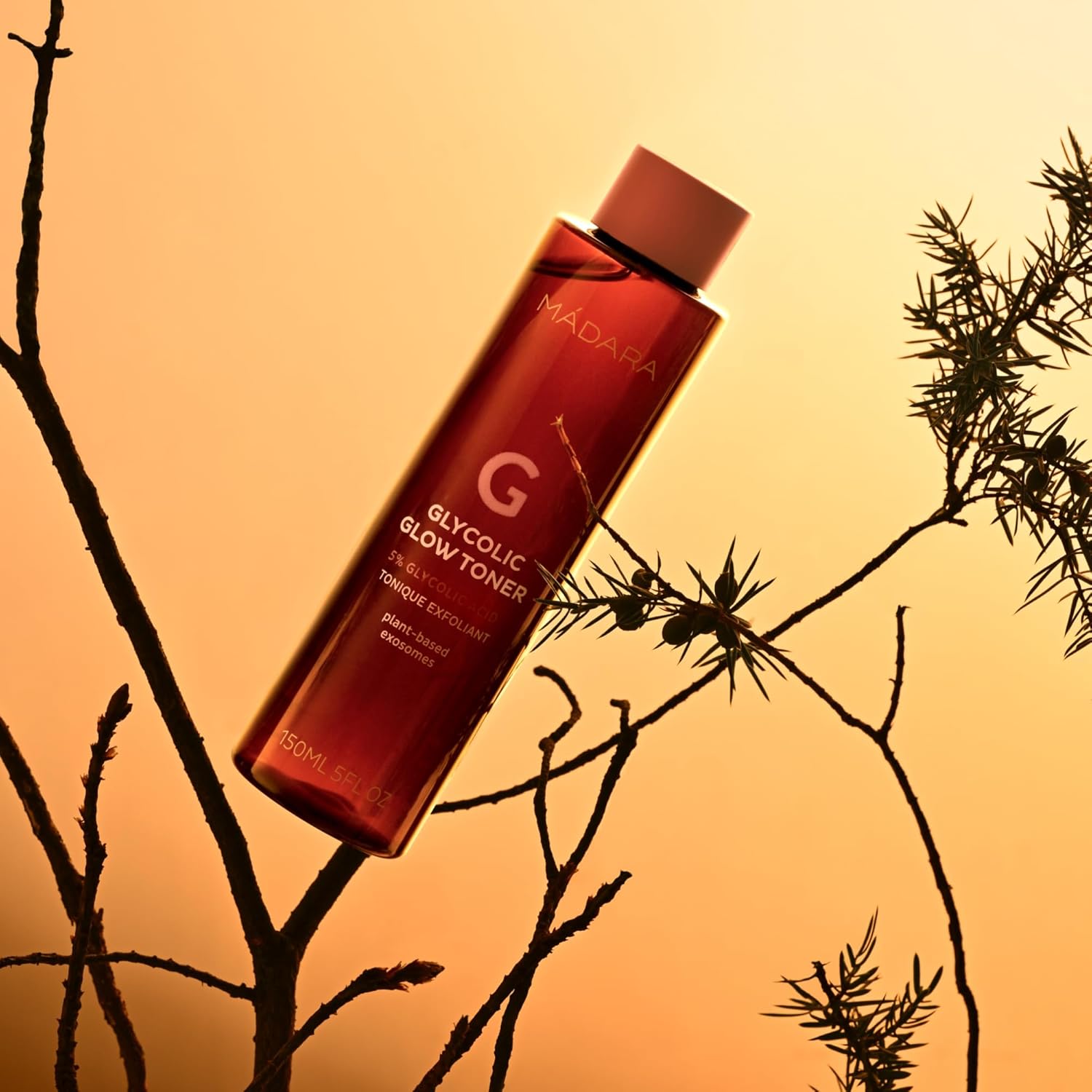 Detalle de MÁDARA Organic Skincare 5 % Glycolic Glow Toner — Tonique exfoliant éclaircissant pour un teint uniforme