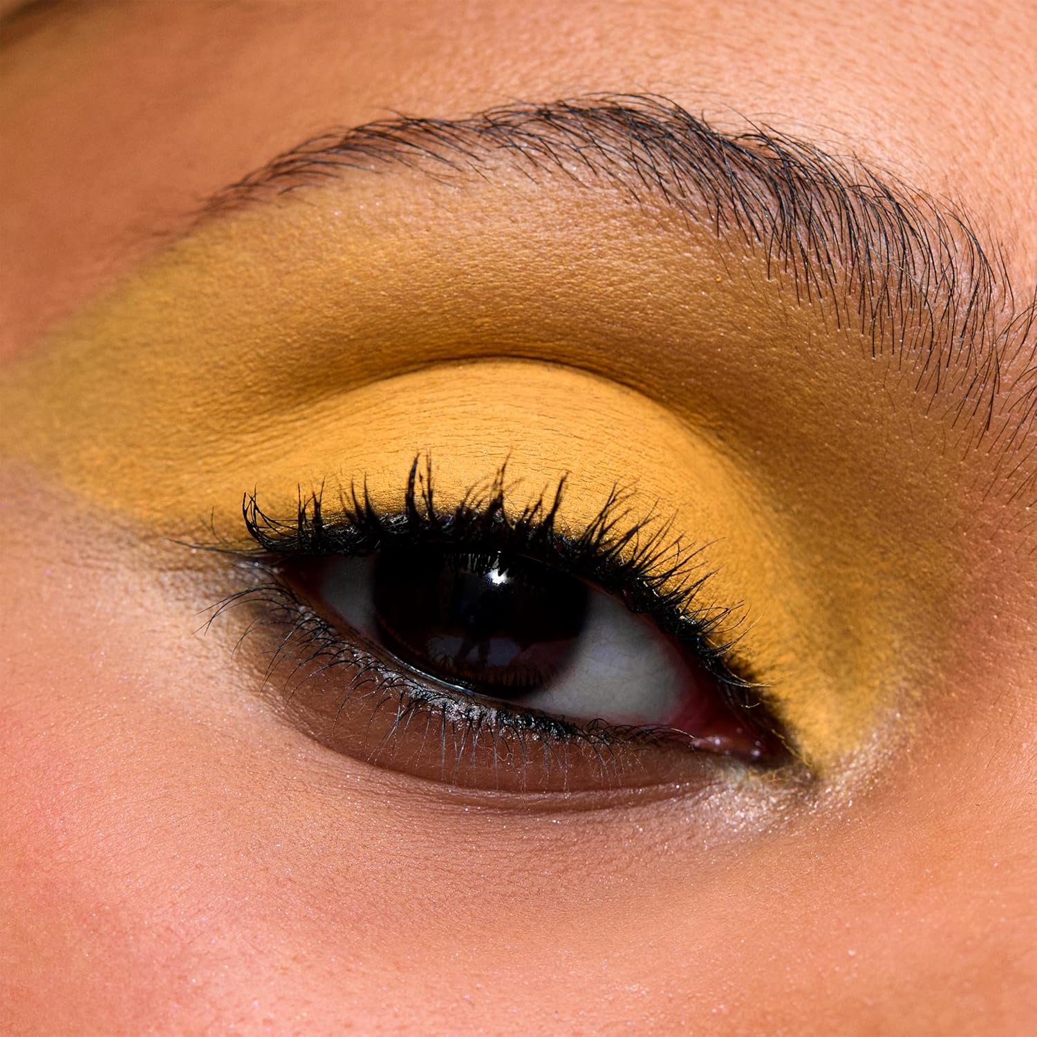 Thumbnail 1 de 3INA Makeup The 24H Color Liquid Eyeshadow 120 Giallo zucca – ombretto liquido 24H waterproof
