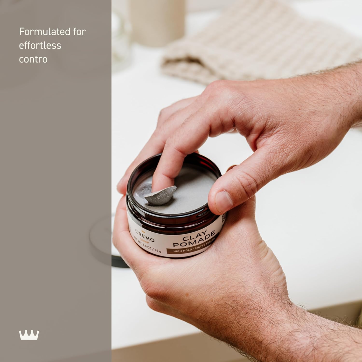 Detalle de Cremo Hair Clay Pomade, 3.4 oz, High Hold with a Matte Finish