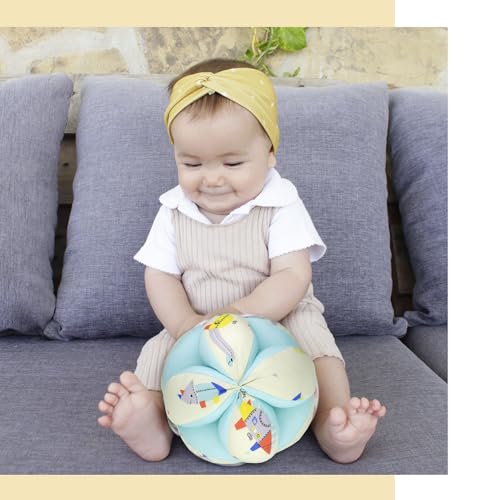 Detalle de Surikatokids Pelota Montessori - Bola Sensorial Bebe (Dinos) de algodón 100% con cascabel