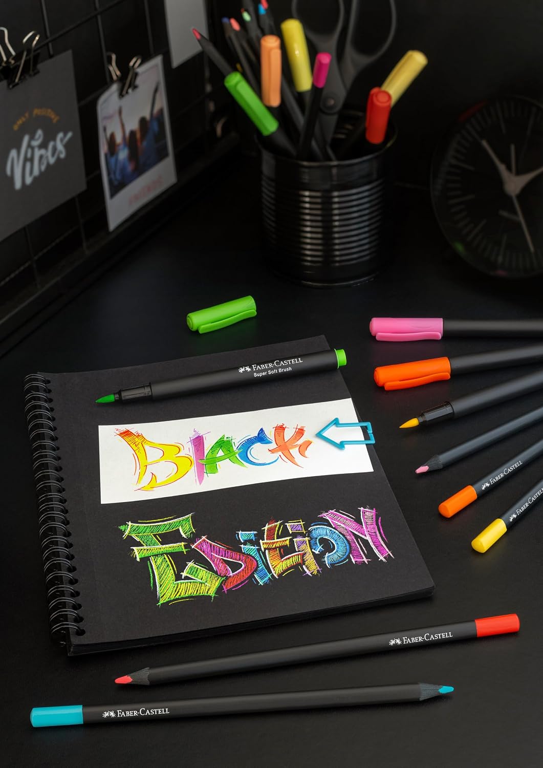 Detalle 2 de Faber-Castell 116452 Black Edition Brush Pen Set (20 leuchtende Farben) – Filzstifte mit Pinselspitze