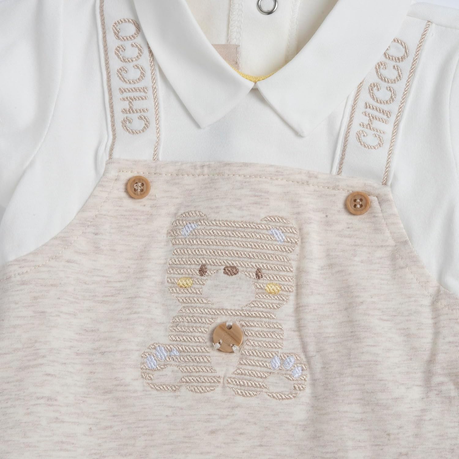 Detalle de Chicco 261 Tutina Neonata con Apertura a Patello 0–24 mesi, Pacco da 1