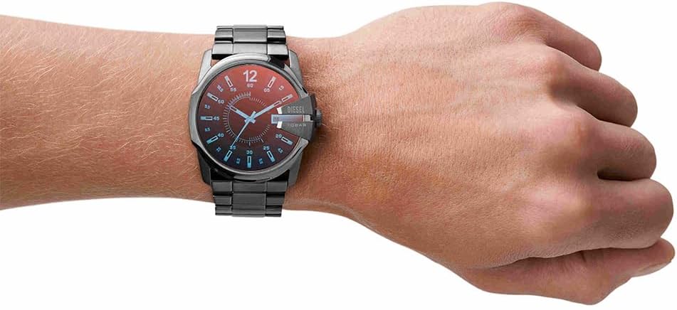 Thumbnail 3 de Diesel Master Chief Dreizeiger Herrenuhr mit Lederarmband (46 mm) – Quarz, Chronographenanzeige