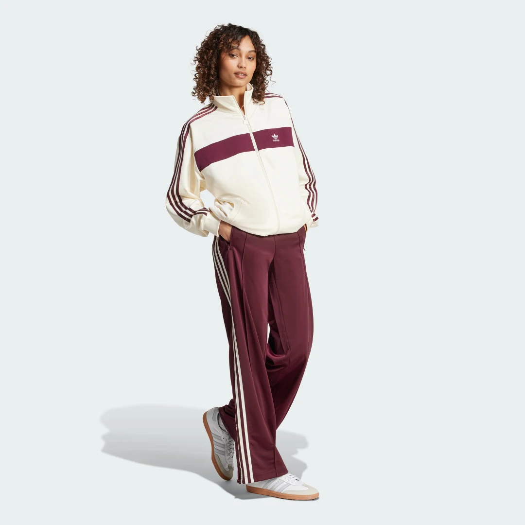 Detalle de Chaqueta Colorblock Adidas en blanco