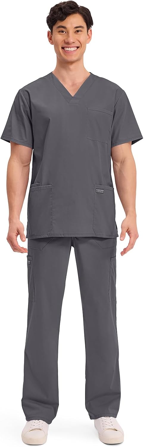 Detalle de Cherokee WW Professionals Men's V-Neck Scrub Top with Four Pockets