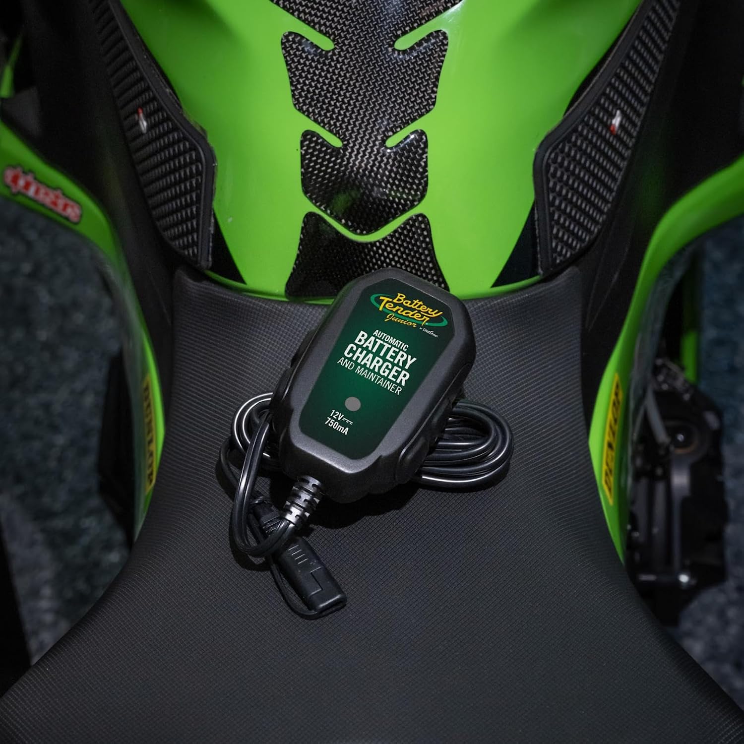 Detalle de Battery Tender Junior 750mA 12V Charger