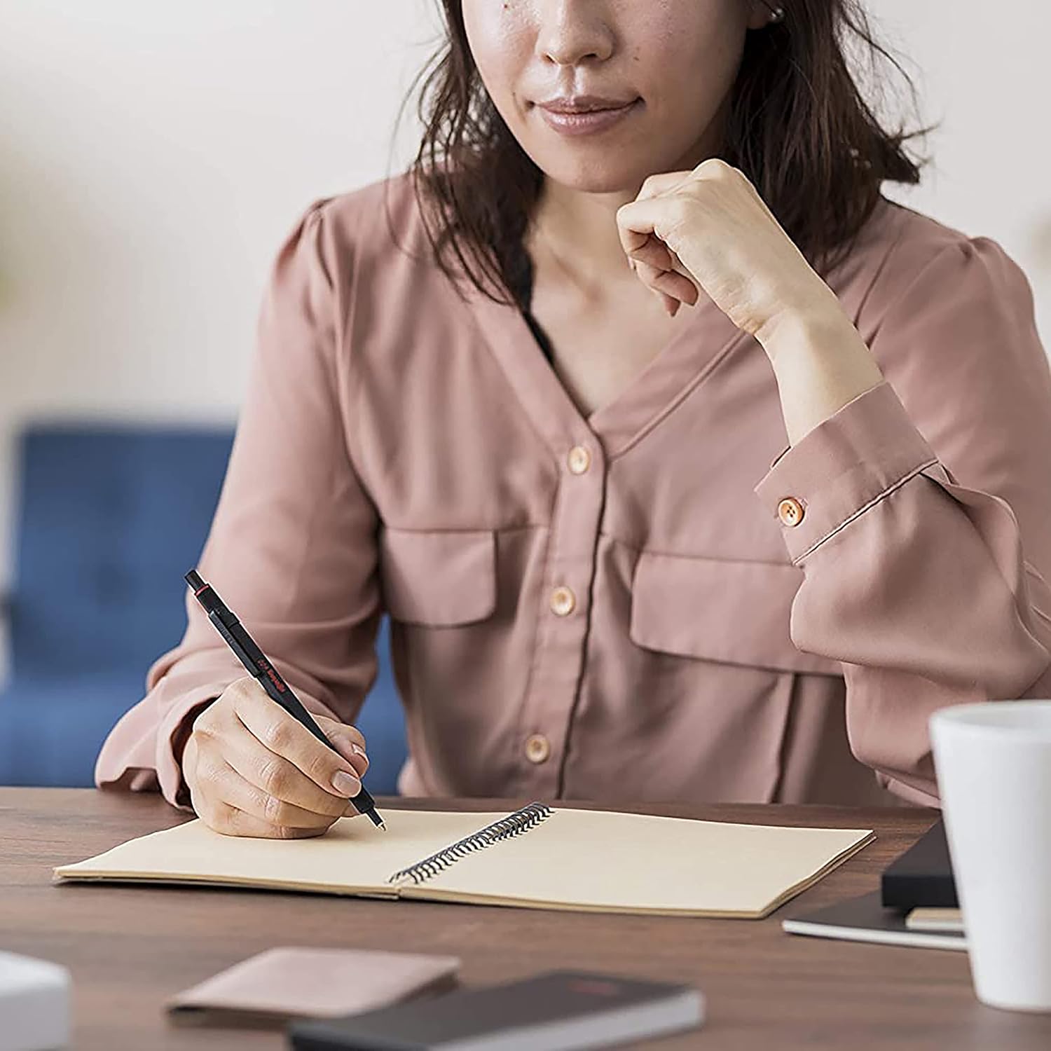 Thumbnail 1 de ROtring 600 penna a sfera punta media nero 📎