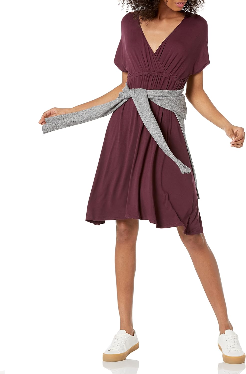 Thumbnail 1 de Amazon Essentials women’s casual surplice dress (Ecovero viscose blend) for beach and wedding guest wear
