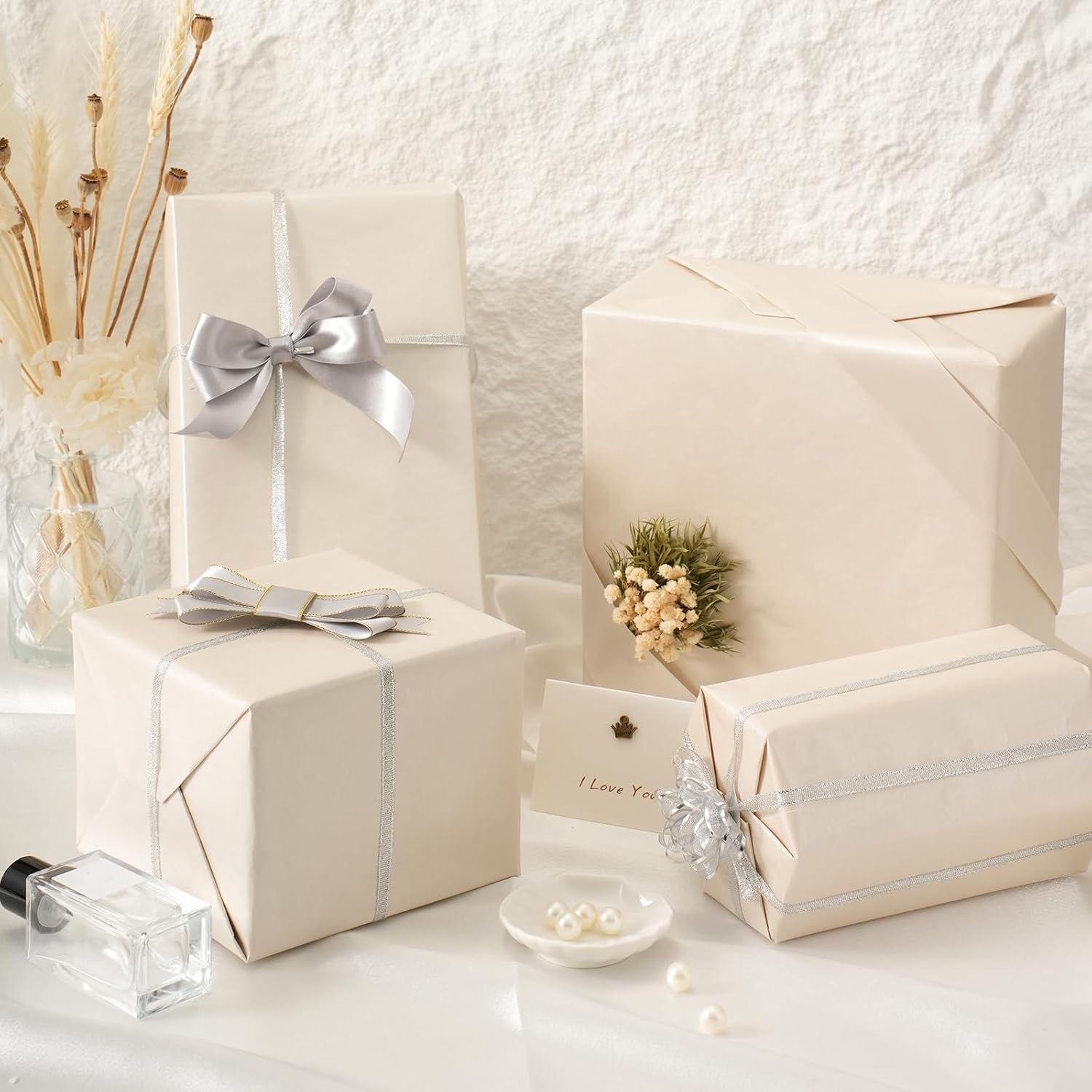 Detalle de Off White Wrapping Paper Roll, Reversible Pearly-Lustre – 43cm x 10m