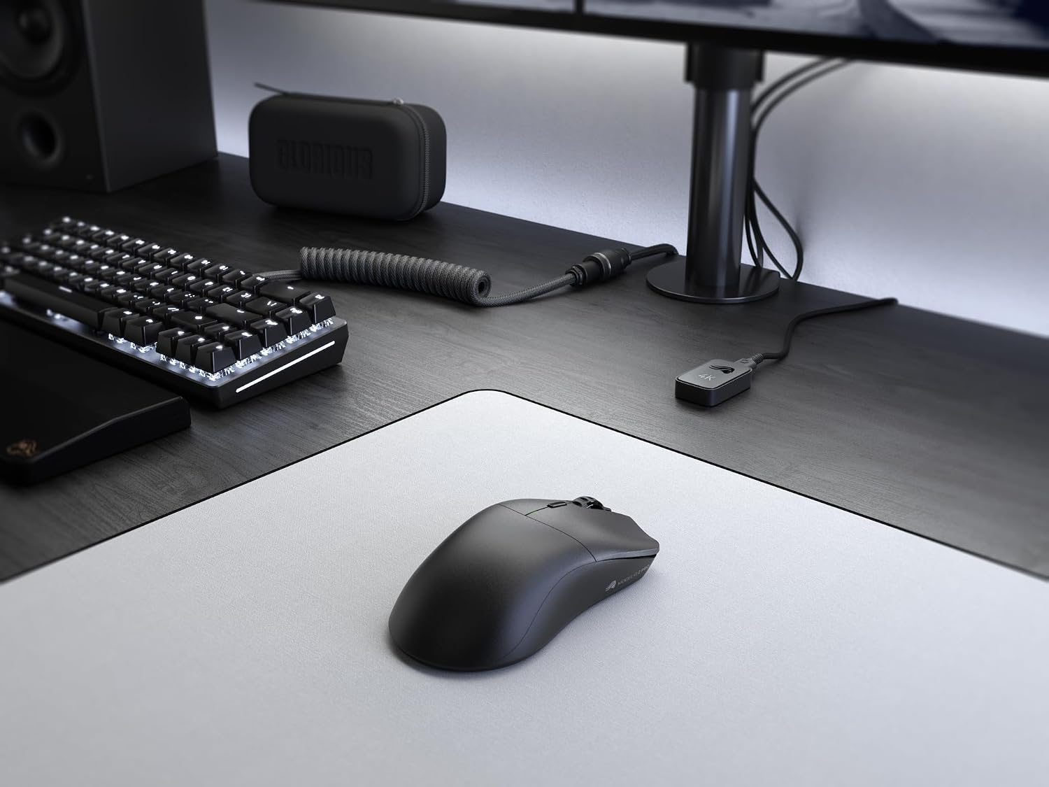 Detalle 2 de Glorious Gaming Model O 2 PRO 4K/8K drahtlose Maus ⌨