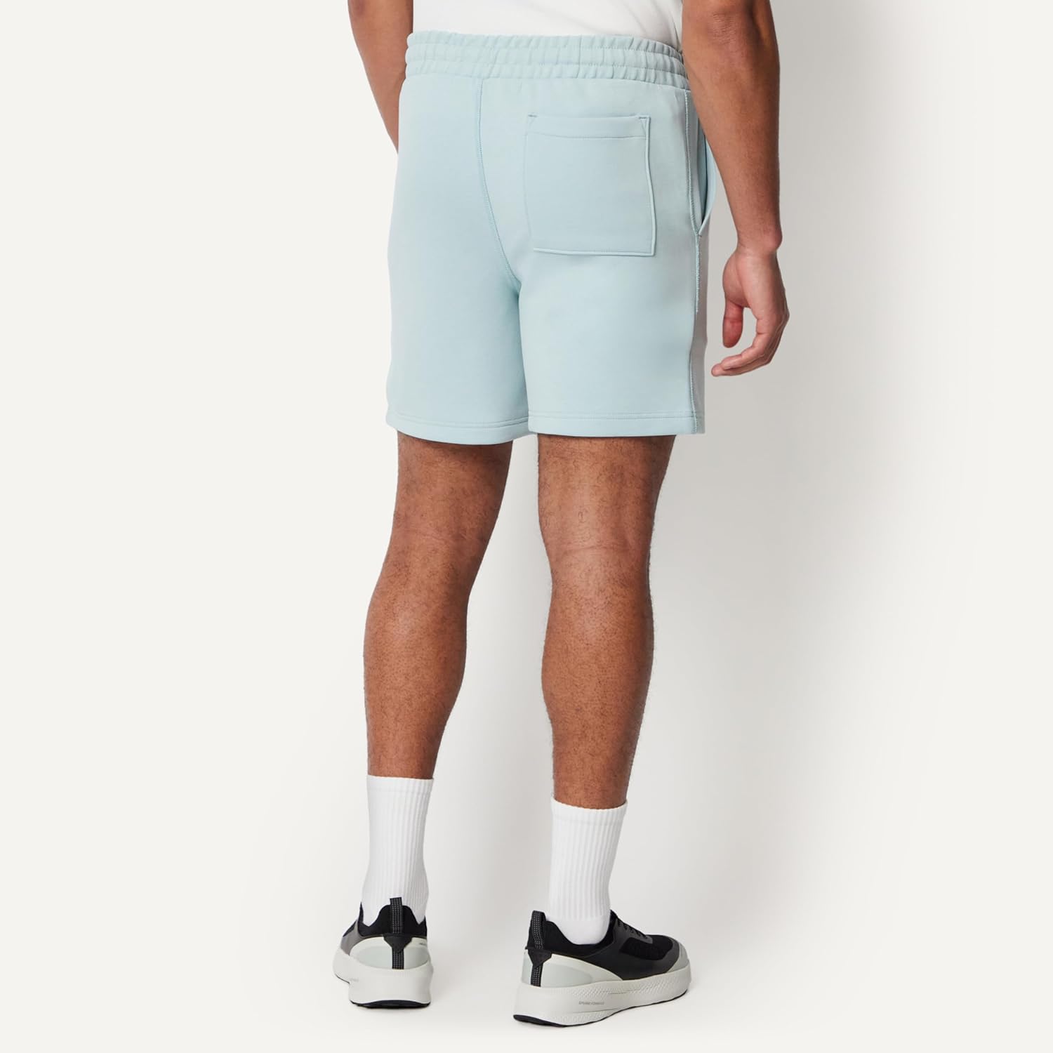 Thumbnail 2 de Amazon Essentials Men’s Athletic Regular Fit 7" Lounge & Workout Gym Shorts