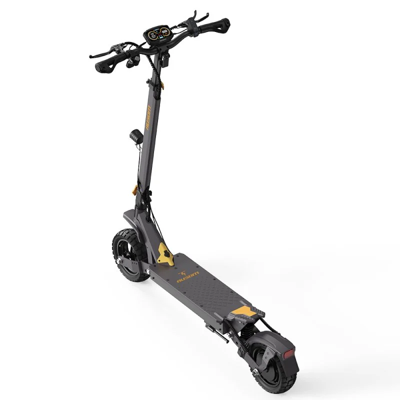 Detalle 2 de Ausom L1 Patinete Eléctrico 800W 🚲 Negro y Amarillo