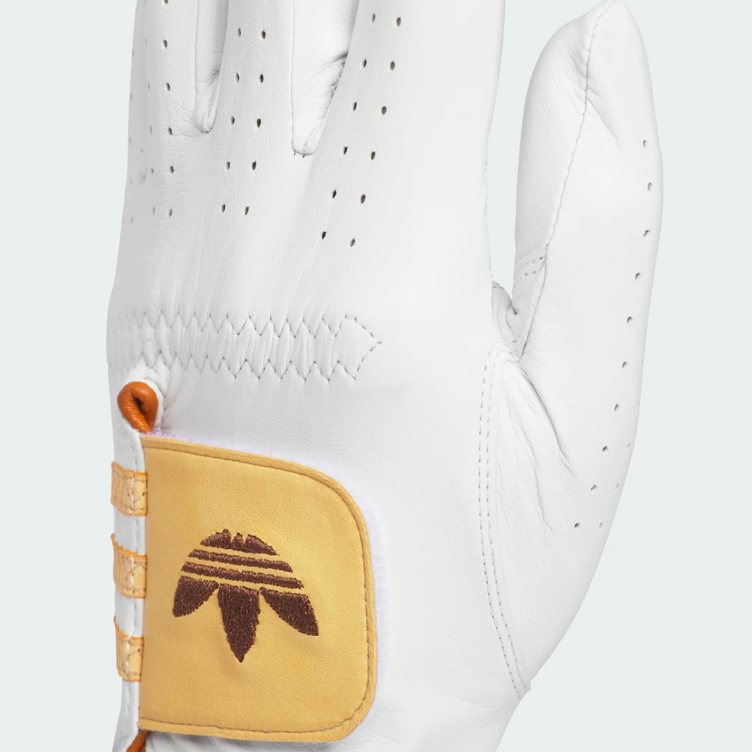 Detalle 2 de Guante Originals Golf Leather de Adidas: para quien busca estilo y sensación clásica en el campo