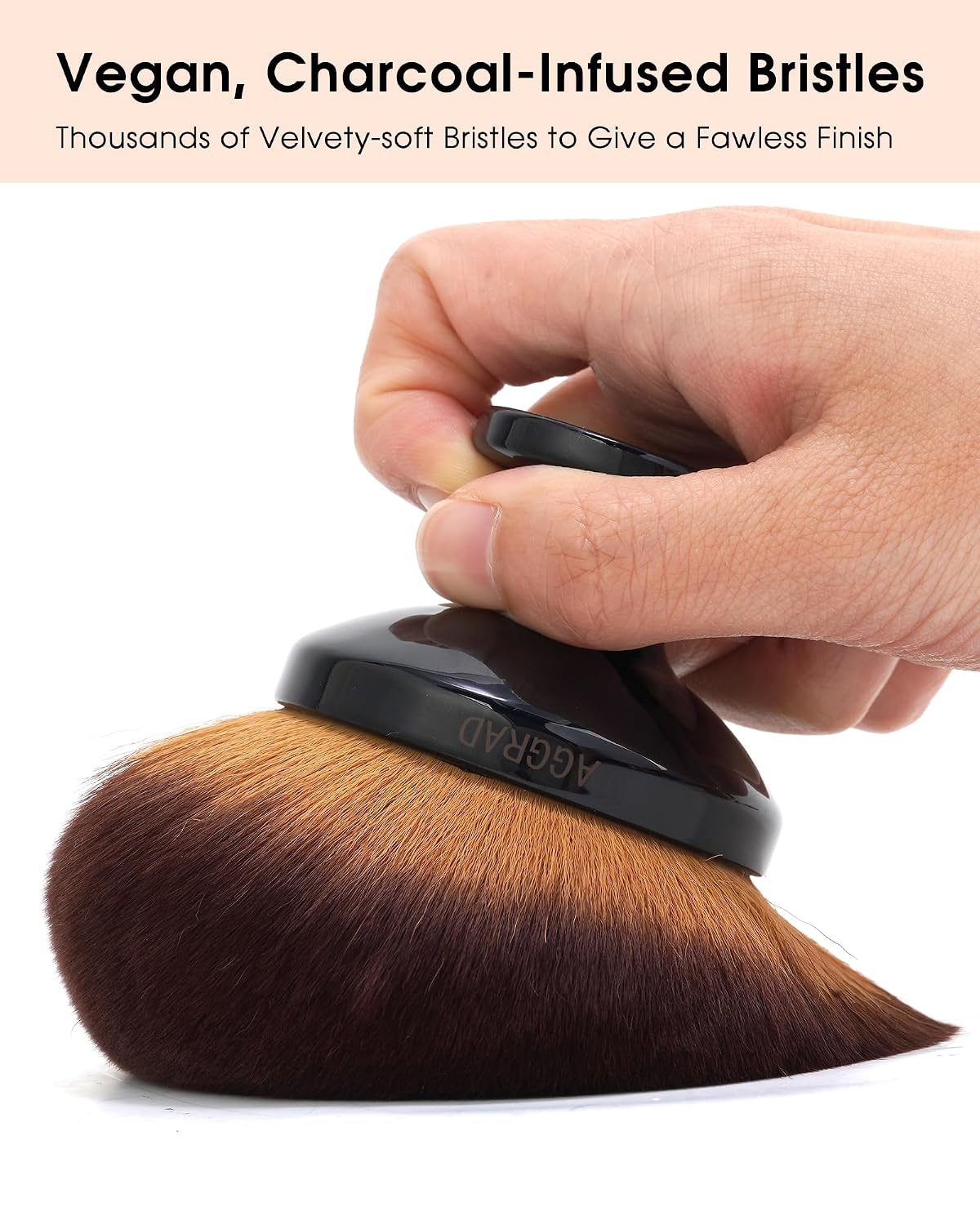 Detalle 2 de Ultra Large Blend & Blur Kabuki Brush for Body & Leg Makeup