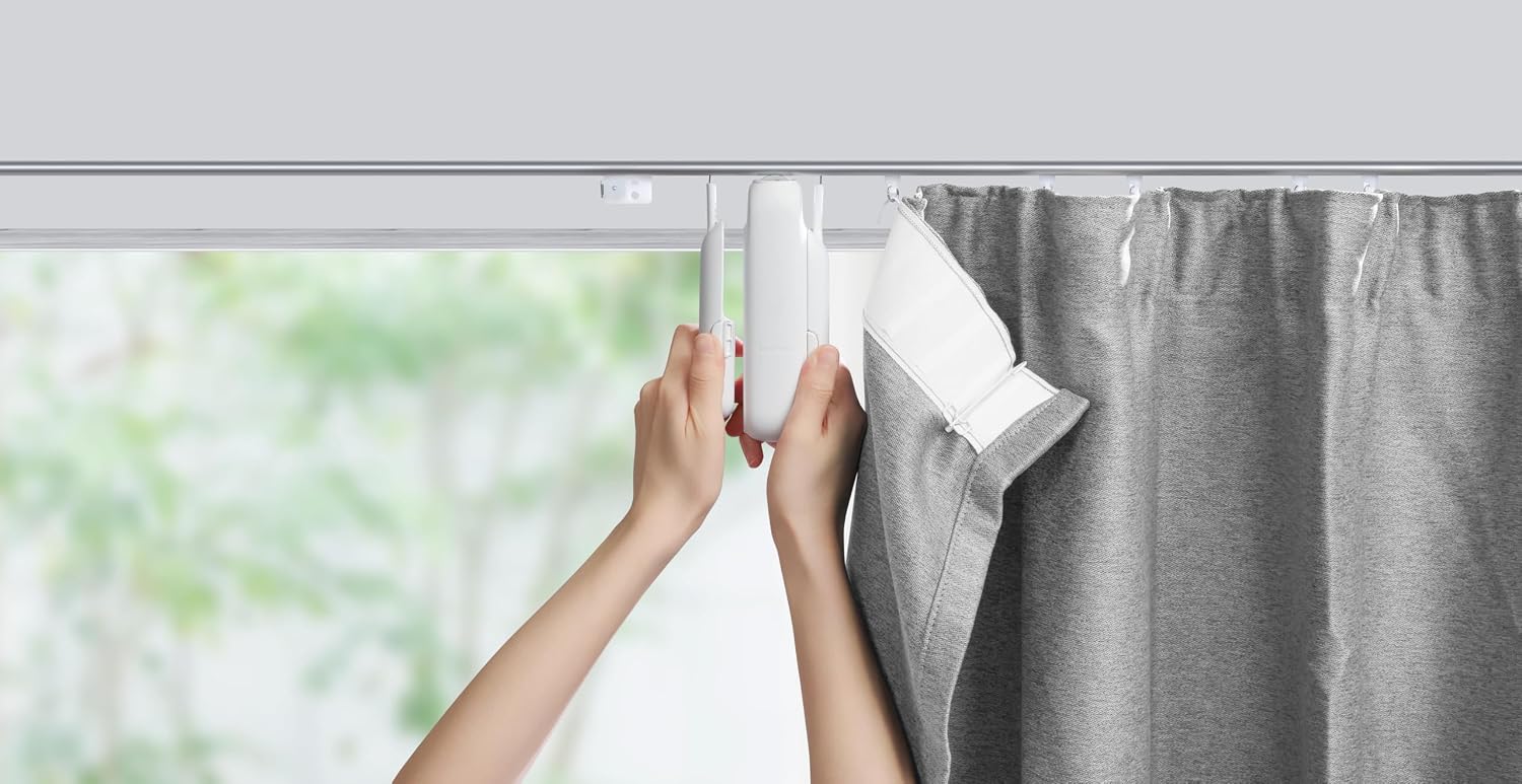 Detalle de SwitchBot Curtain 3 U Rail – Ouvre-rideau automatique