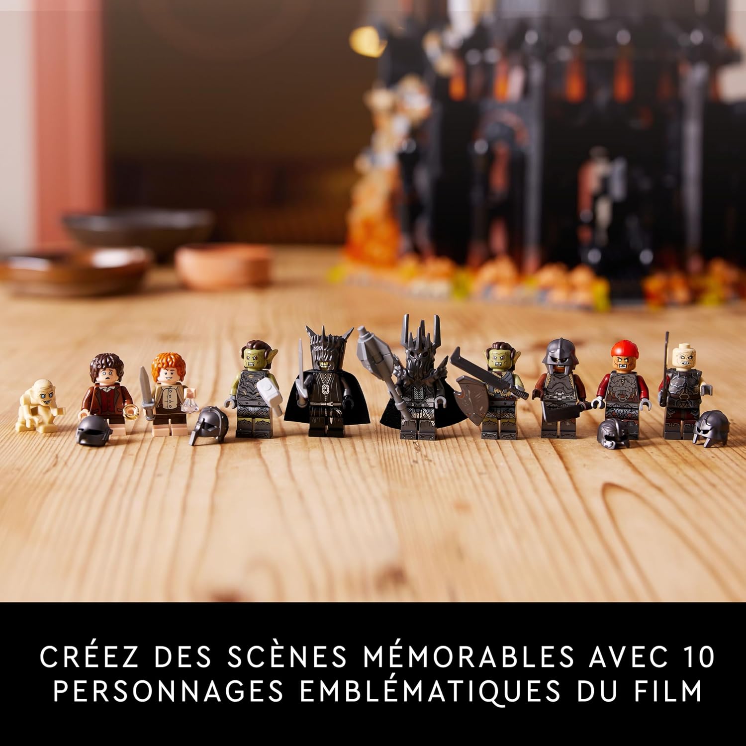 Detalle de LEGO Icons Barad-dûr (Le Seigneur des Anneaux) 10333 : le set de forteresse pour adultes