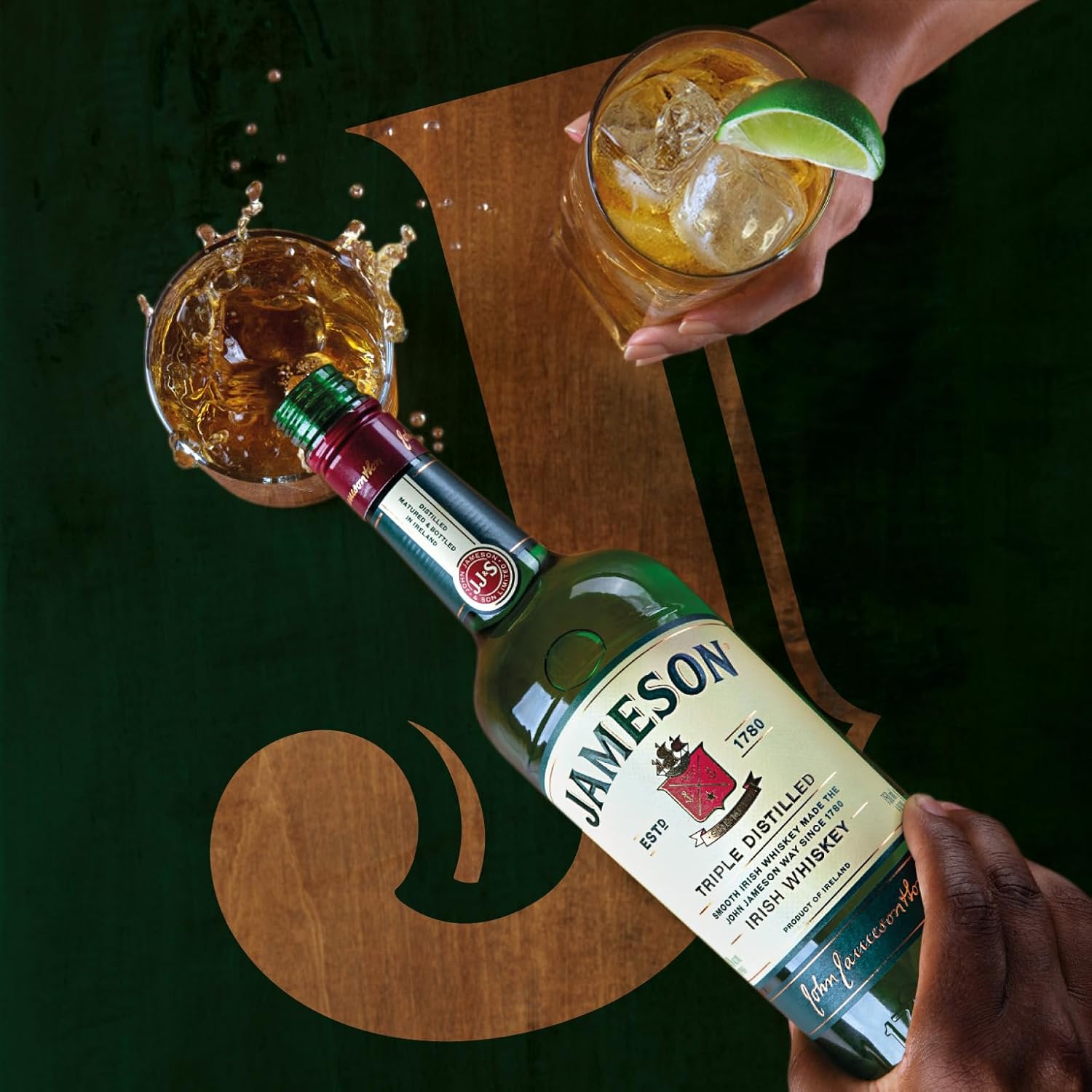Detalle 2 de Jameson Irish Whiskey – Blended Irish Whiskey, 0,7 l, 40% vol.