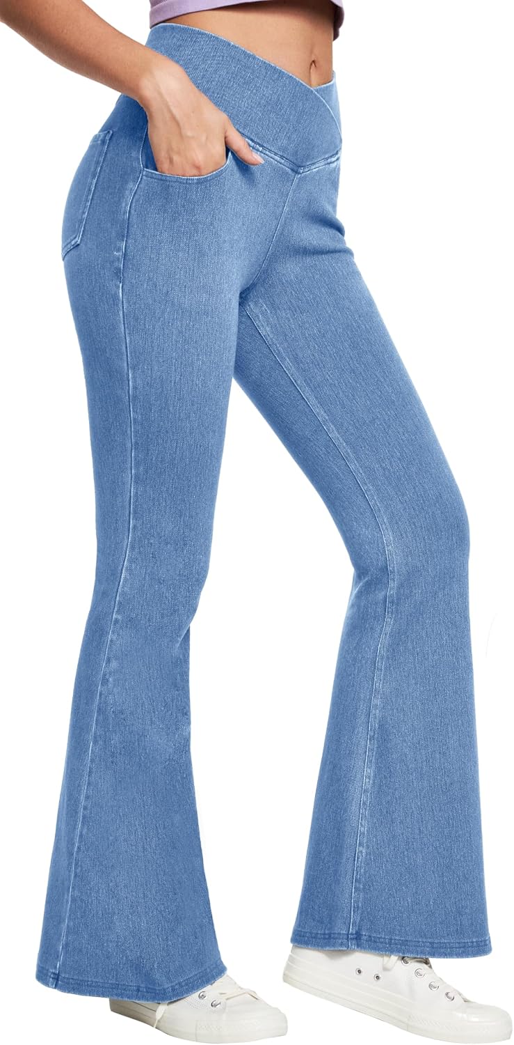 Detalle de IUGA Pull-On Flare Jeans
