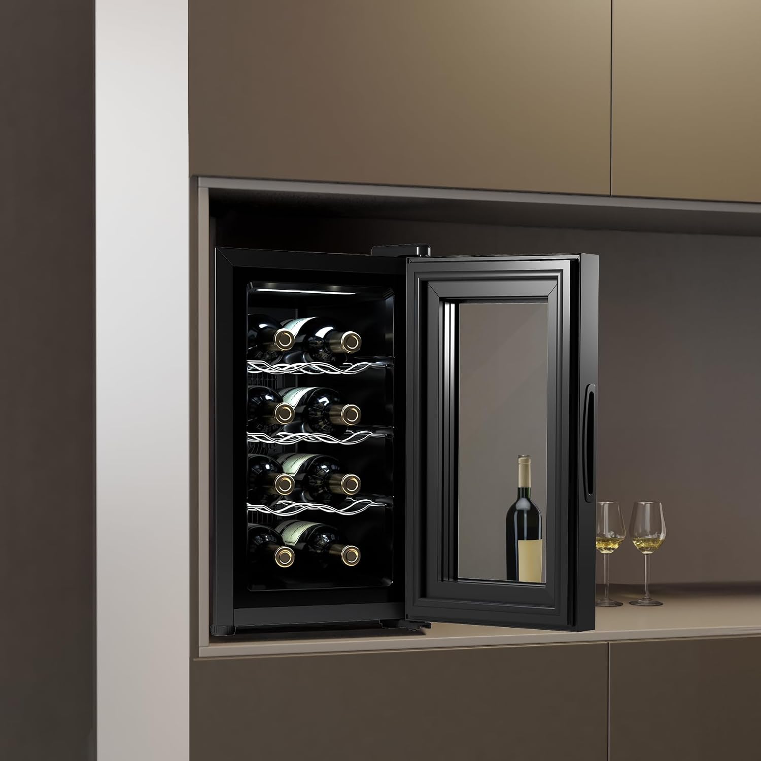 Detalle de Cecotec Bolero Grandsommelier Vinoteca 8 Botellas 🍷 Enfriamiento termoeléctrico