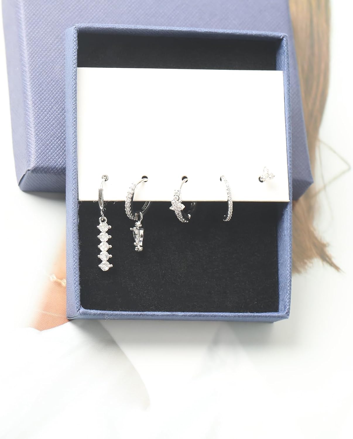 Detalle de Boucles d'oreilles Argent pour Femme – Ensemble Creoles petites et Zirconium Cubique, plaqué or 14K, hypoallergéniques