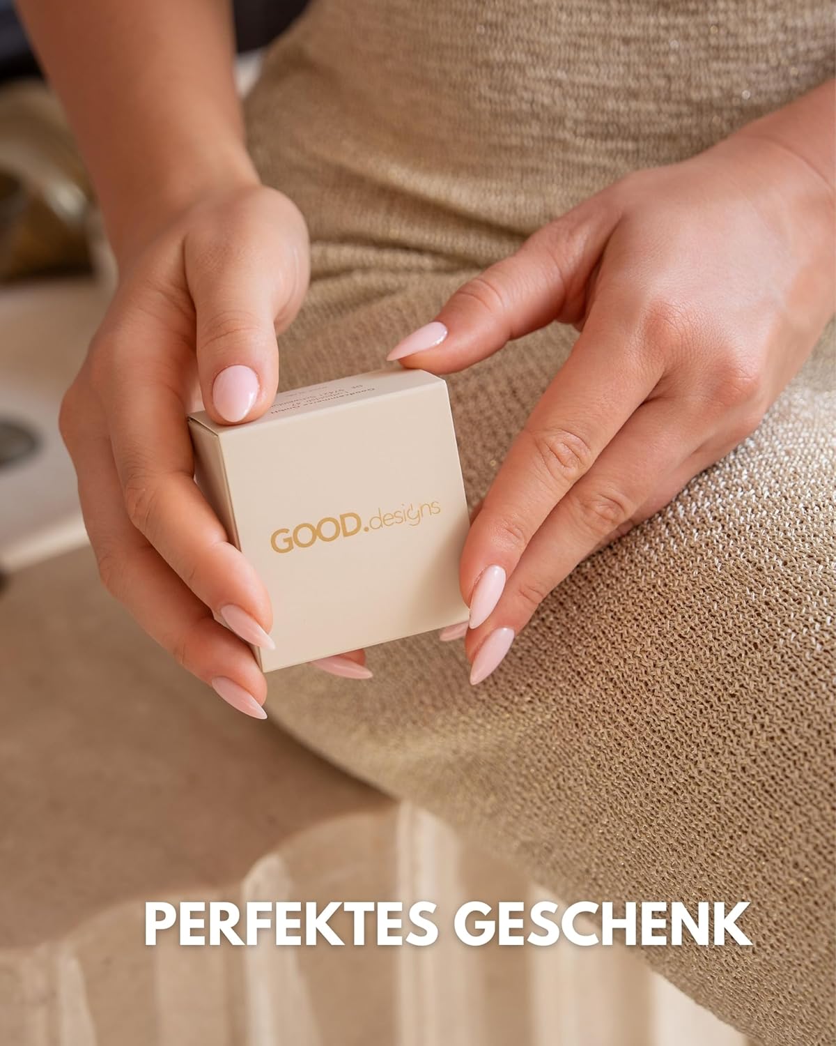 Thumbnail 5 de GD GOOD.designs Ohrstecker Herz für Damen – inklusive Geschenkbox, Herzen Ohrringe