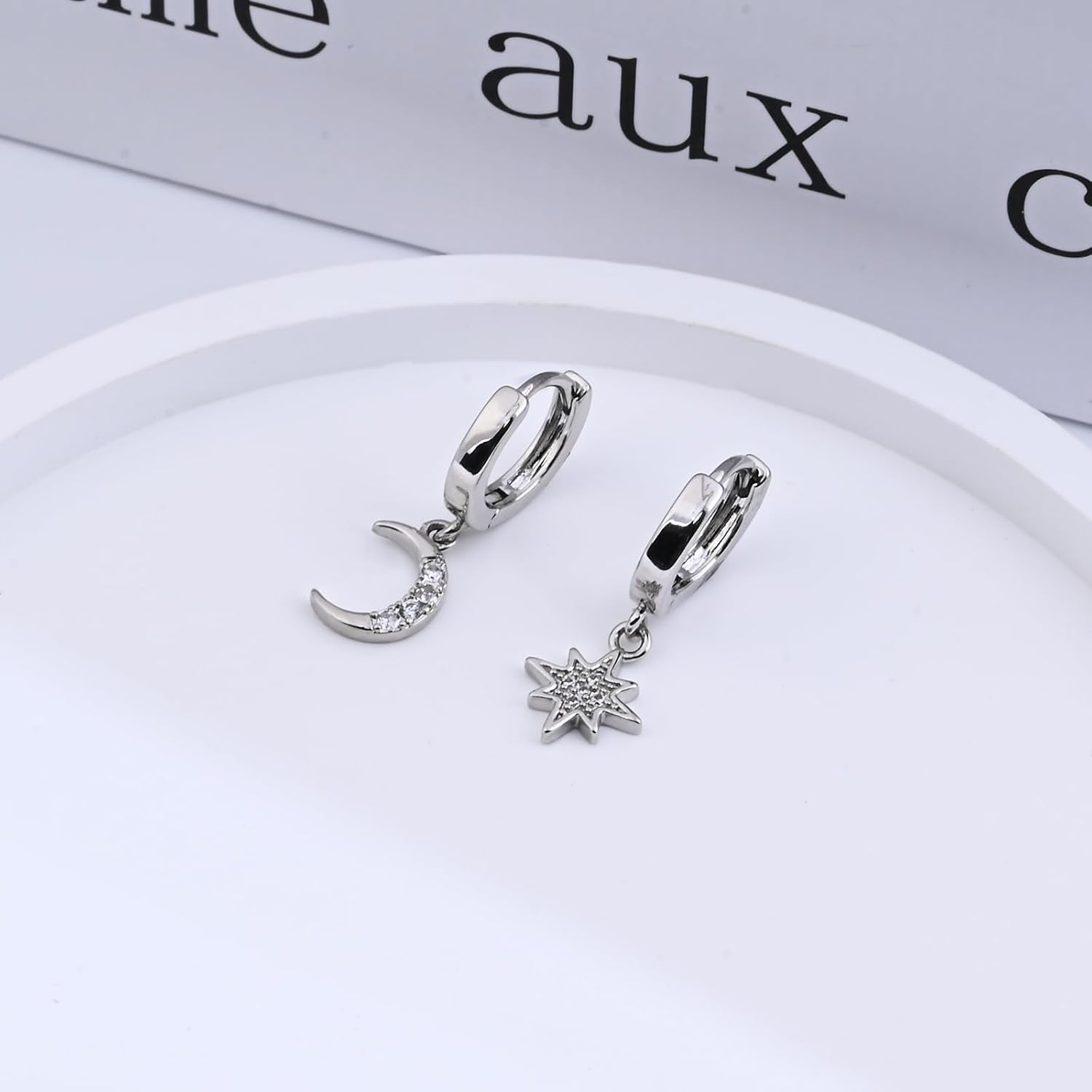 Detalle 2 de 925 Sterling Silver Moon & Star Huggie Hoop Earrings – Handmade Drop Dangle Jewellery